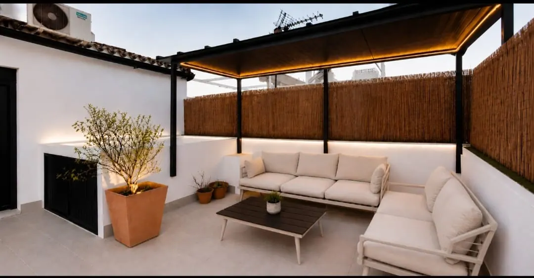 Salón del dúplex reformado en Calle San Juan, El Puerto de Santa María